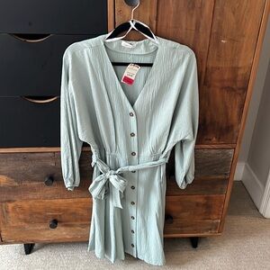 Cute light green Calvin Klein work dress, size 4, with tags, never been worn!